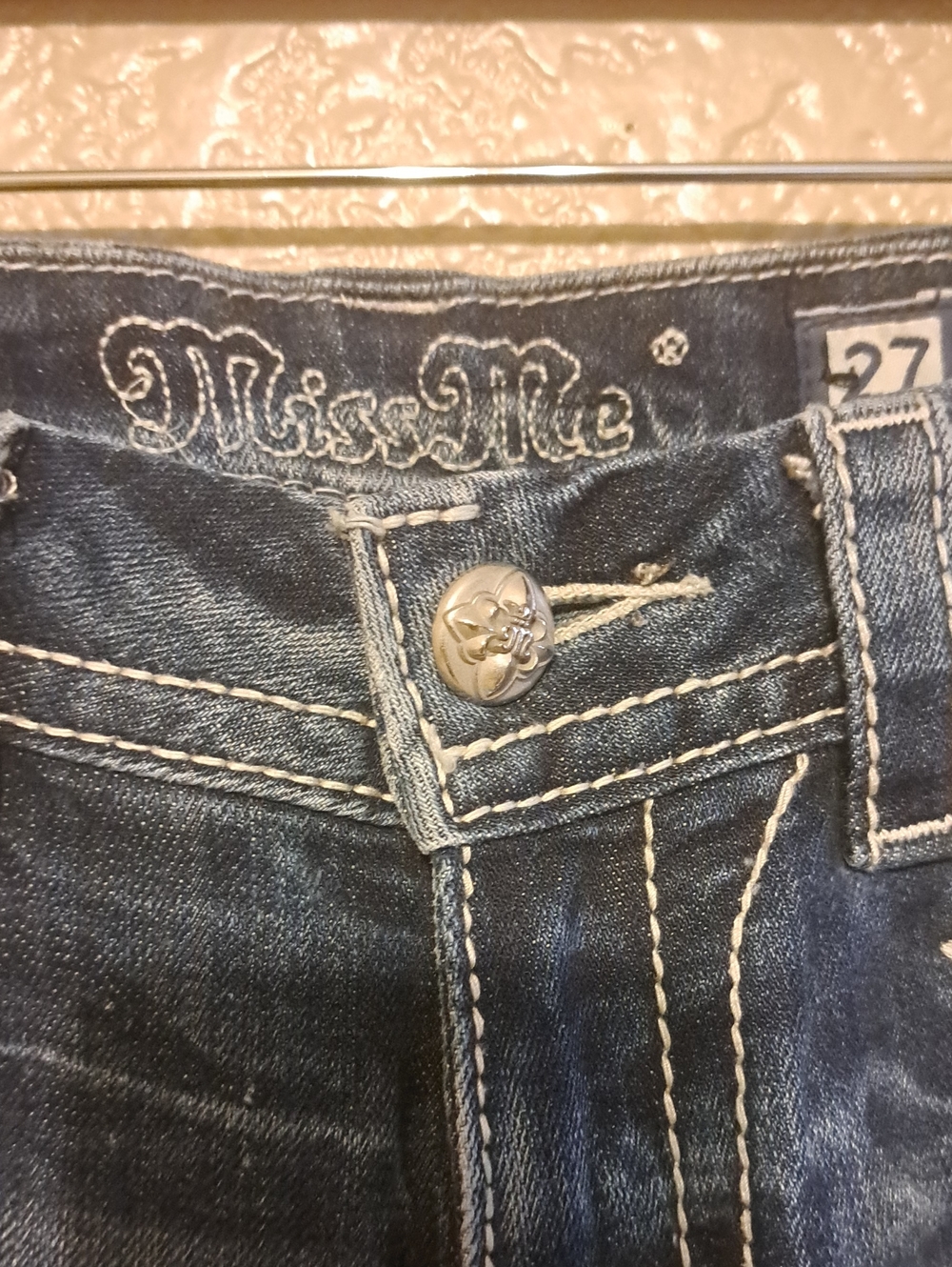 Miss Me Size 27 Signiture Skinn Distressed Dark Blue Embroidered Jeans - Picture 6 of 14